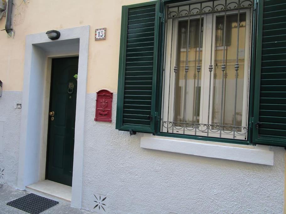 Appartamento Il Piccolo Eden - Private Garden Livorno Esterno foto